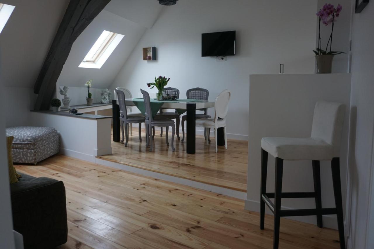Les 3 Rois Apartment Romorantin-Lanthenay ภายนอก รูปภาพ