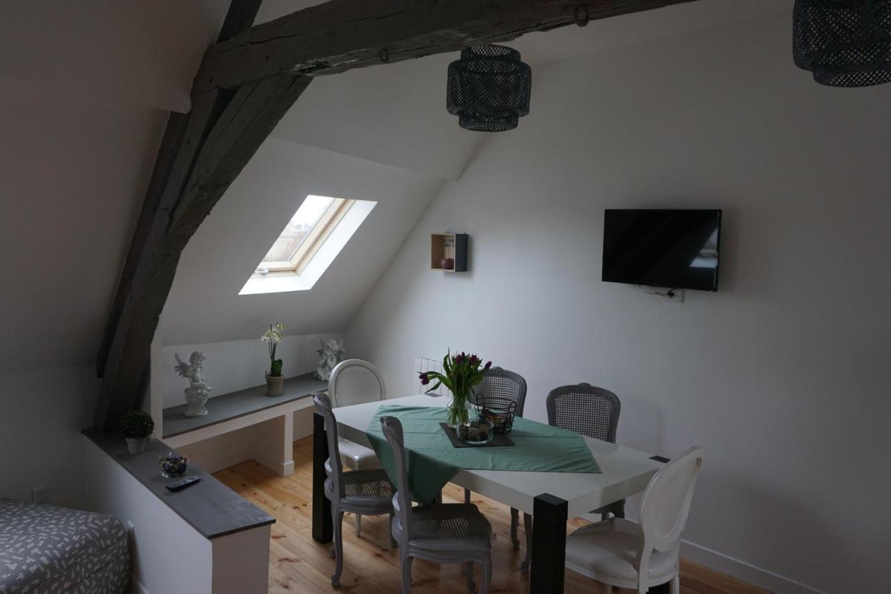 Les 3 Rois Apartment Romorantin-Lanthenay ภายนอก รูปภาพ